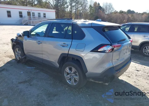 2022 Toyota Rav4 Xle z USA, uszkodzony, nr VIN 2T3P1RFV3NW300041